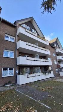 Foto - Helle 3-Raum Familienwohnung mit großem Frühstücksbalkon