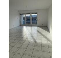 Schöne und helle 2-Zimmerwohnung mit EBK und großem Balkon - Remchingen