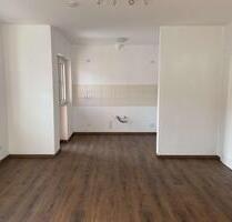 Helle 2-Zimmer-Wohnung mit Balkon in zentraler Lage - Wolfsburg