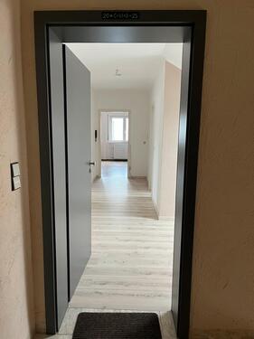 Foto - 3 Zimmer DG Wohnung - 450,00&nbsp;EUR Kaltmiete, ca.&nbsp; 73,00&nbsp;m&sup2;