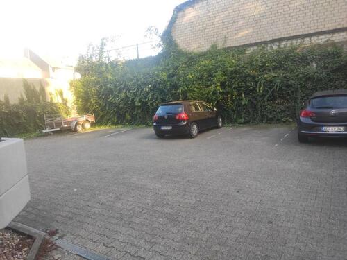 Foto - Außenstellplatz im Innenhof Peliserkerstraße 64, Nähe Europaplatz