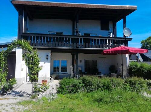 Foto - Ein Haus voller Ideen mit Garten für junges Gemüse