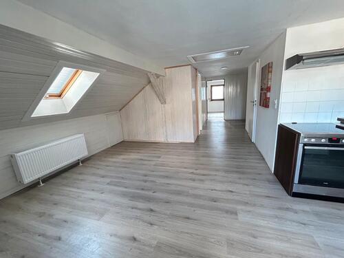 Foto - 3 Zimmer Dachgeschoßwohnung zur Miete in Hanau