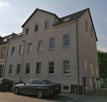 Zwenkau+2Raumapartment+Einbauküche+Bad mit Wanne und Fenster