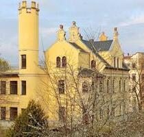 Mehrfamilienhaus mit Turm & Aufteilungspotenzial - provisionsfrei - Altenburg