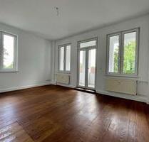 Geräumige 2-Zimmer-Wohnung mit EBK und Dielenboden - Schwerin