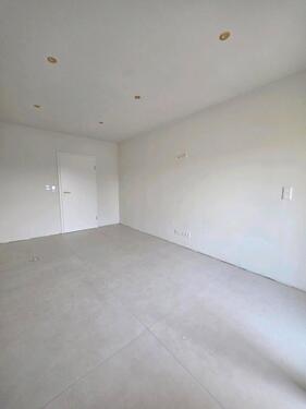 Foto - große Wohnung nach Kernsanierung 114.04qm (15.04.26)