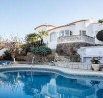 Poolvilla mit offenem Meerblick in Denia Costa Blanca - Bünde