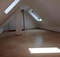 Dachgeschosswohnung - 750,00 EUR Kaltmiete, in Mudersbach (PLZ: 57555)