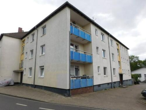 Foto - Renoviert und bezugsfertig... Schicke 2-Zimmerwohnung im EG mit Balkon zentral gelegen...