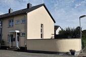 Foto - Gepflegtes Reihenhaus mit Garten und 4 Pkw-Stellplätzen