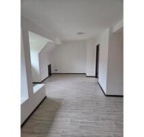 Wunderschöne Dachgeschosswohnung im Herzen von Oberhausen