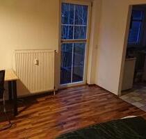 1-Zimmer-Erdgeschosswohnung möbliert mit 2 kleinen Terrassen - Bad Salzdetfurth