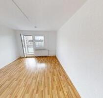 Direkt am Innenstadtring gelegene 3-Raum-Wohnung mit Balkon - Chemnitz Kapellenberg