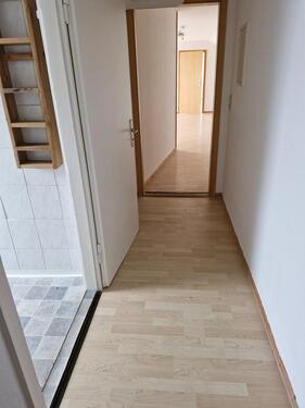 Foto - Dachgeschosswohnung - 290,00&nbsp;EUR Kaltmiete, ca.&nbsp; 75,00&nbsp;m&sup2;