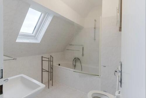 Foto - 2 Zimmer Dachgeschoßwohnung zur Miete in Obertshausen