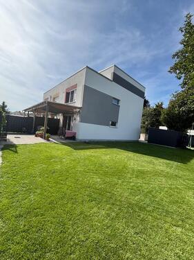 Foto - Reiheneckhaus mit 5,5 Zi., EBK, Großer Garten, in Abstatt