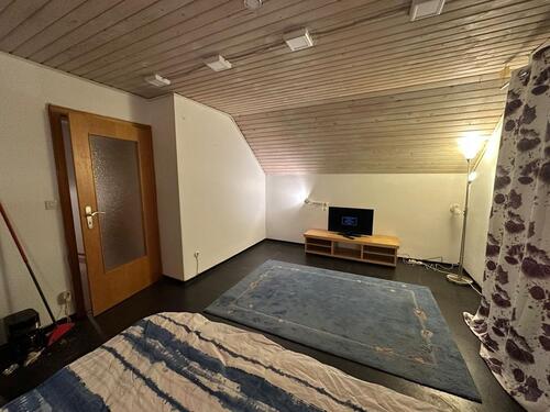 Foto - Dachgeschoßwohnung in Niederkassel zur Miete