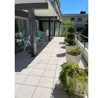 Terrasse mit Traumwohnung Nähe Kurpark Bad Homburg Bestlage - Bad Homburg vor der Höhe Bad Homburg v. d. Höhe