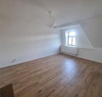 **1 RW**auf der Karli**Frisch renoviert**teilmöbliert** - Leipzig Süd