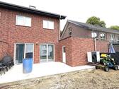 Foto - Erstbezug! Moderne Doppelhaushälfte mit Garage und Gartenbereich.