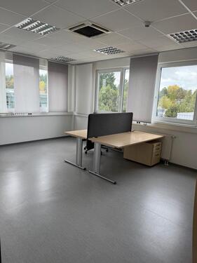 Foto - Helle Büroräume im Industriegebiet Lübbecke– 200 m²