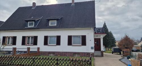 Foto - Doppelhaushälfte mit 2 Baugrundstücken zu verkaufen!