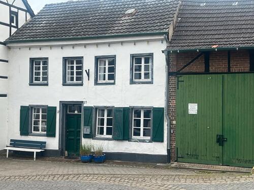 Foto - MonteureUrlauber aufgepasst! Haus direkt am Schloss Liedberg