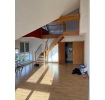 Komfortable Galeriewohnung - 1.120,00&nbsp;EUR Kaltmiete, ca.&nbsp; 103,00&nbsp;m&sup2; in Öhringen (PLZ: 74613)