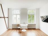 Foto - Helle 1-Zimmer-Wohnung im Altbau mit hohen Decken und viel Charme