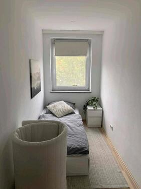 Foto - Zimmer frei in 4er Frauen-WG - 550,00&nbsp;EUR Kaltmiete, ca.&nbsp; 10,00&nbsp;m&sup2;
