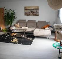Stilvolle, gepflegte 4-Zimmer-Maisonette-Wohnung mit gehobener In - Tawern