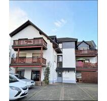 Attraktive 4 Zimmerwohnung mit Balkon und 2 Stellplätzen in Runke - Runkel