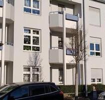 Helle 2 Zimmer Seniorenwohnung mit Südbalkon - Roth