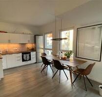 Großzügige 3-Zi. Wohnung mit EBK und Balkon - Leipzig Paunsdorf