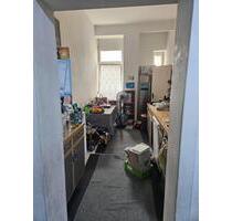 WG-Zimmer für berufstätige oder studierende Frau – Wiesbaden