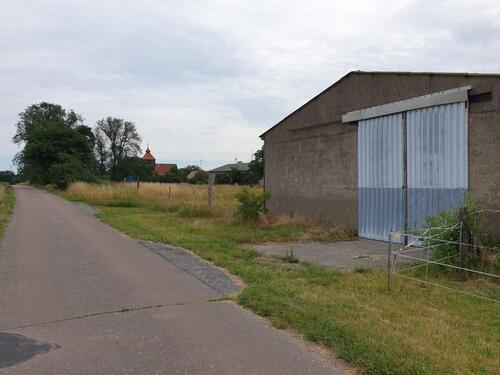 Foto - Geräumige Lagerhalle - 800,00 EUR Kaltmiete,