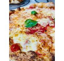 Pizzeria zum abgeben - 25,00 EUR Kaltmiete, in Essen (PLZ: 45326) Stadtbezirk V