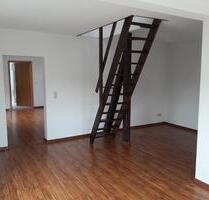 DG mit offenem Raumkonzept auf 100 qm mit 3 Zimmern + Galerie - Gera