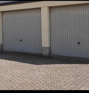 Foto - Doppelgarage - zwei Garagen - Damasckestr nähe Stadion