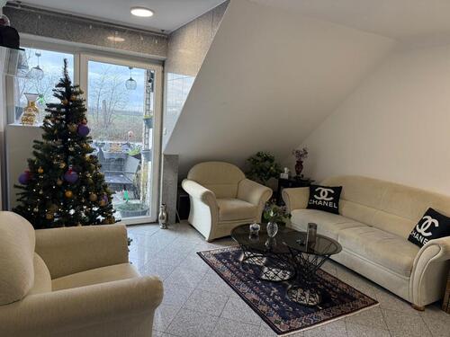 Foto - 3 Zimmer Dachgeschoßwohnung zur Miete in Köln