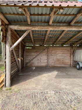 Foto - Überdachter Stellplatz Garage für Wohnmobile Autos Boote Anhänger