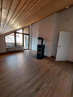 Foto - Schöne 4-Zimmer-Dachgeschosswohnung