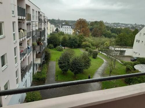 Foto - Helle 3-Zimmer-Wohnung (ca. 89 m²) mit großer Südloggia (~9 m²),