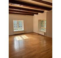 Helle 2-Zimmer-Wohnung mit Balkon & Badewanne – 79 m² - Isernhagen