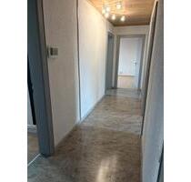 Mietwohnung ab sofort, 4 ZKB mit Garage und Keller - Osterhofen