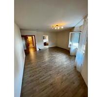 Gut geschnittene 2 Zimmer Wohnung in Weidhausen bei Coburg