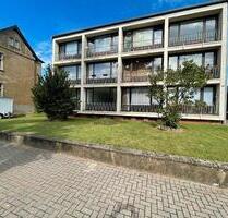 Extravagante, sanierte 3 Zimmer Dachgeschoss Wohnung mit Balkon, Einbauküche, Garage und sensationeller Aussicht - Bottrop