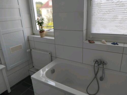 Foto - 2 Zimmer, Küche Bad, möbliert in WHV, Neuengroden zu vermieten.