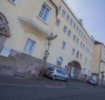 Repräsentative Praxis-Büroflächen in denkmalgeschütztem Gebäude - Neunkirchen